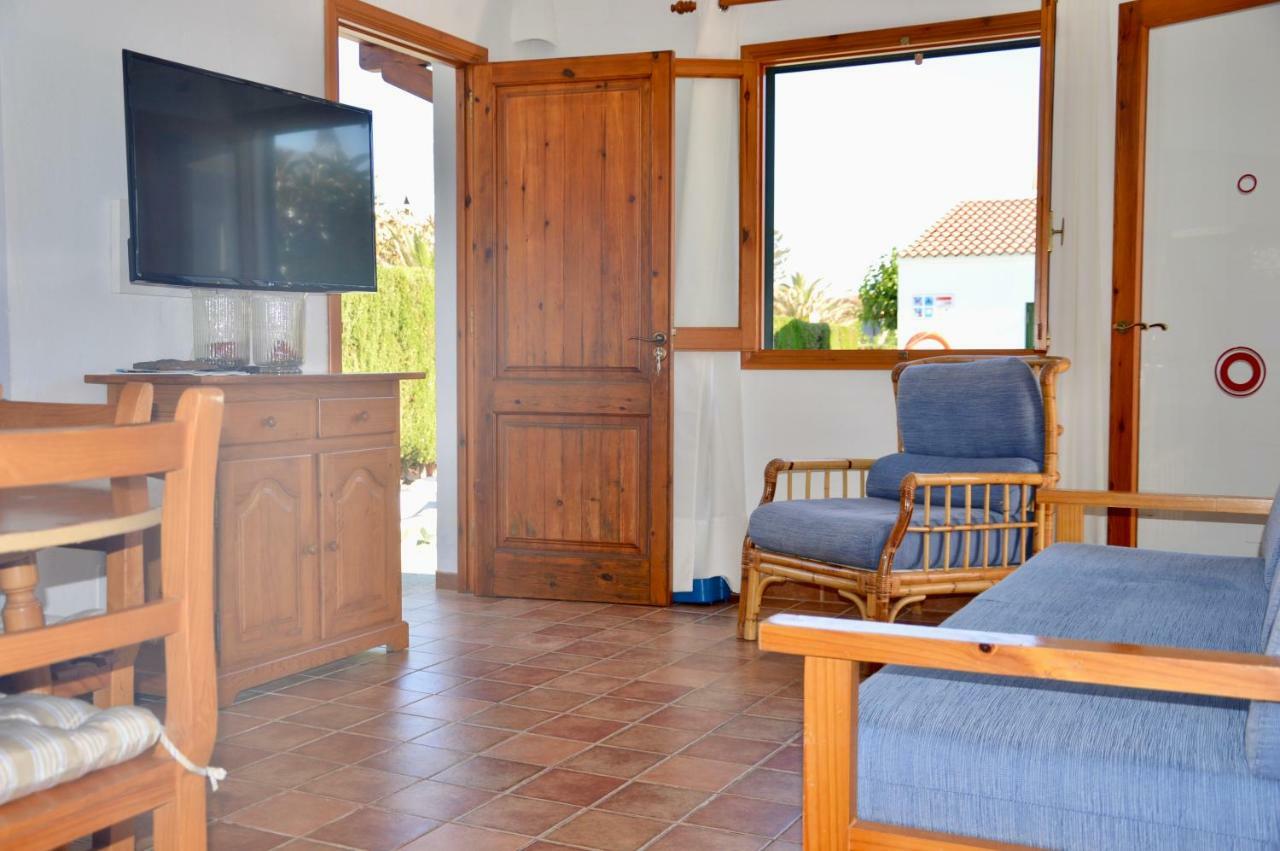 Villa Gaya Кала Бланка Екстериор снимка